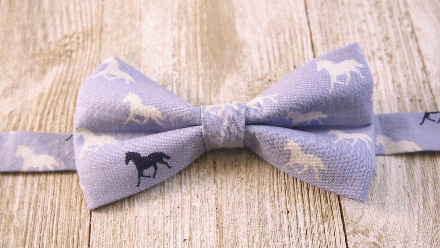 Green on Navy Horses Bow Tie