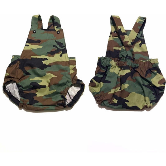 Mameluco infantil de camuflaje