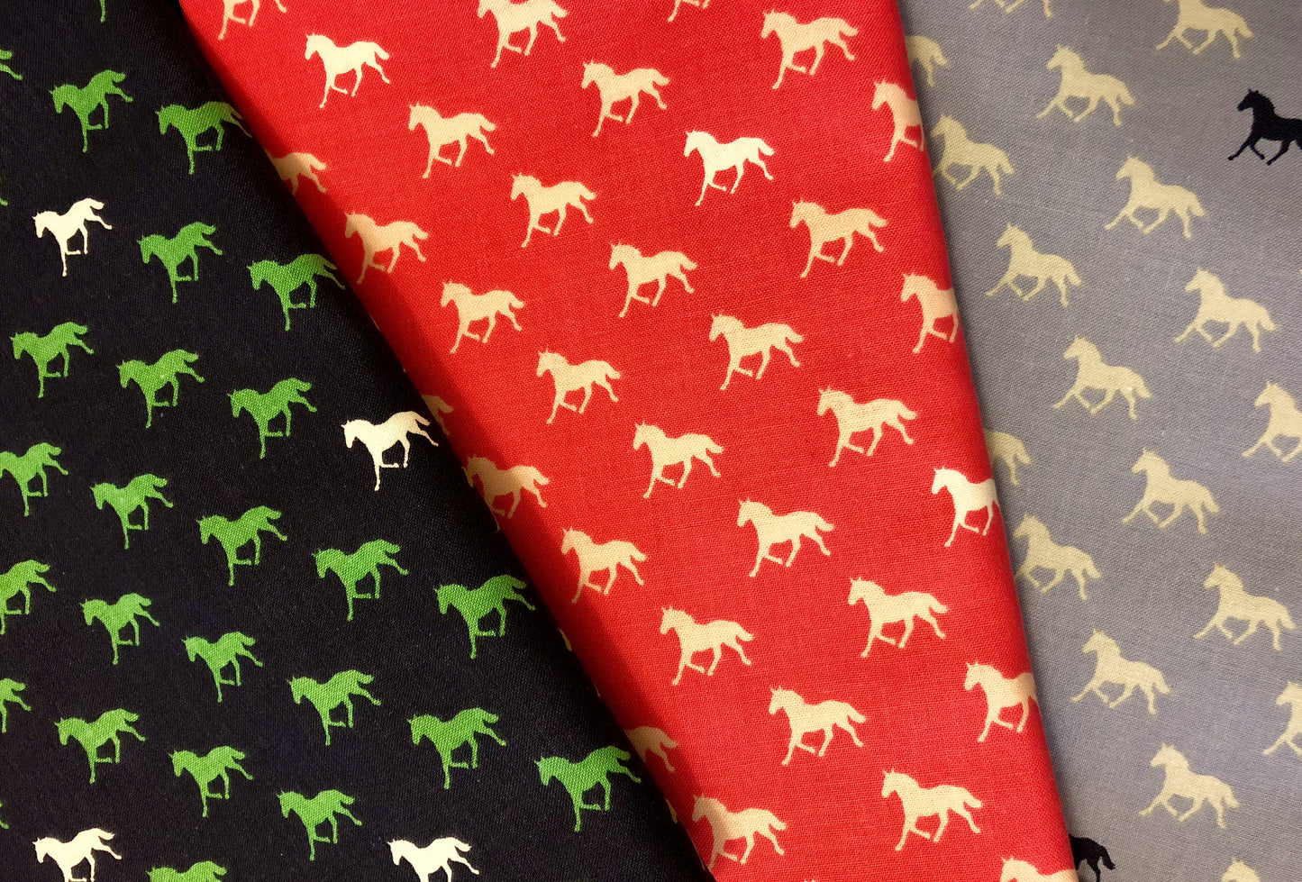 Green on Navy Horses Bow Tie